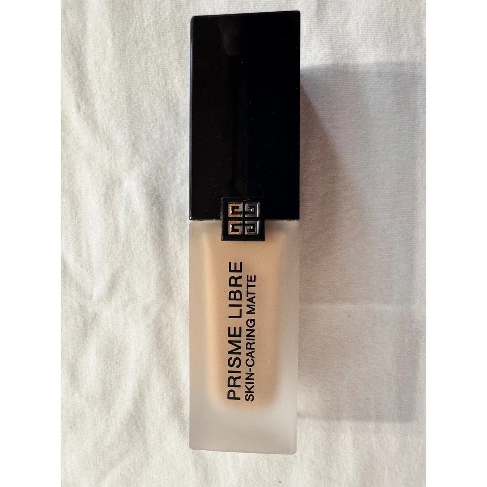 Givenchy Prisme Libre Skin-Caring‎ Matte Foundation 3-C278 30ml
